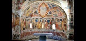 Un ciclo di affreschi quattrocenteschi, raffiguranti la vita di Gesù, nella cappella di San Francesco a Santa Vittorio D'Alba (Cuneo), uno dei luoghi che fanno parte del progetto "Chiese a porte aperte". 